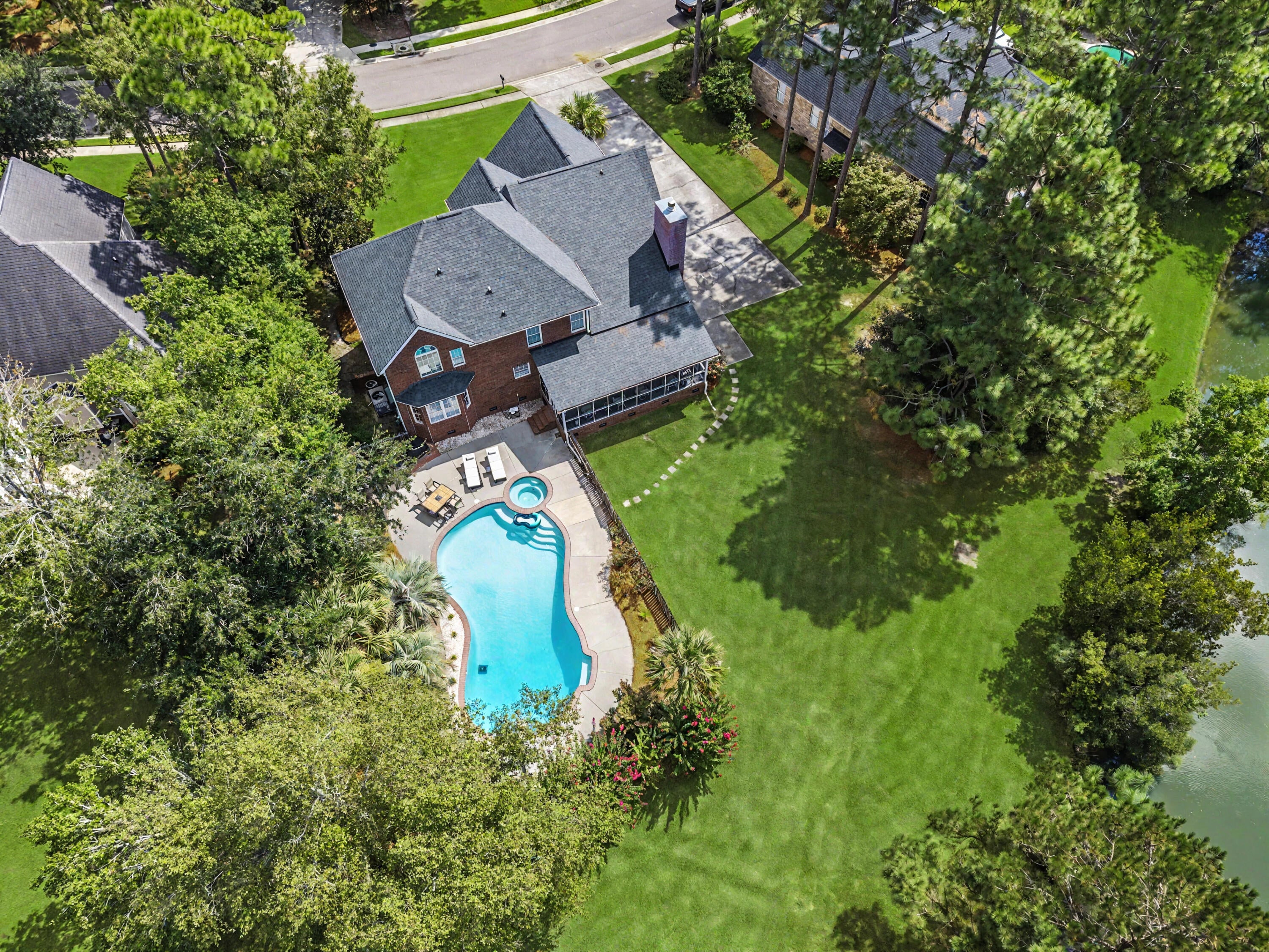 105 Glen Eagles Drive