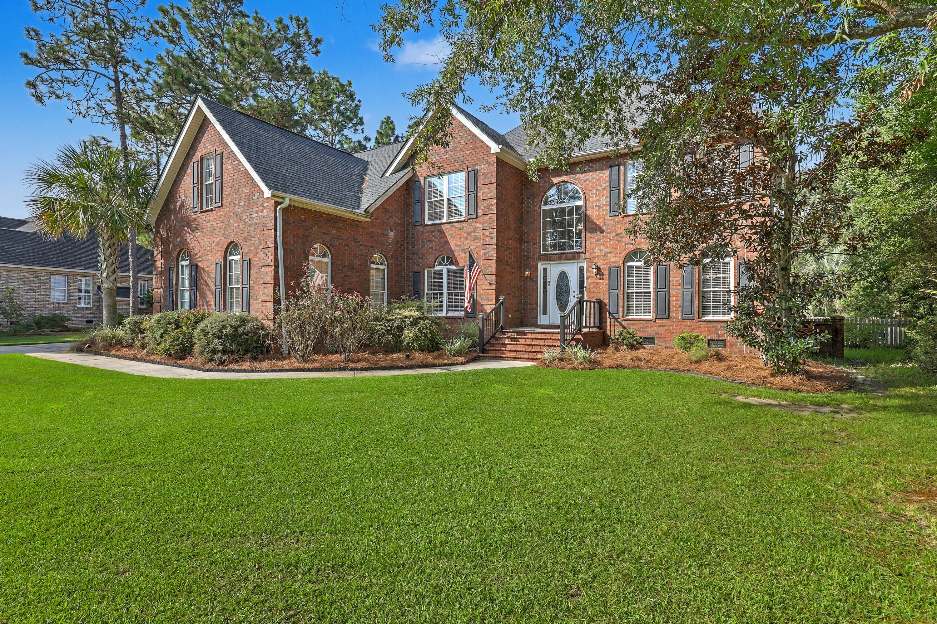 105 Glen Eagles Drive
