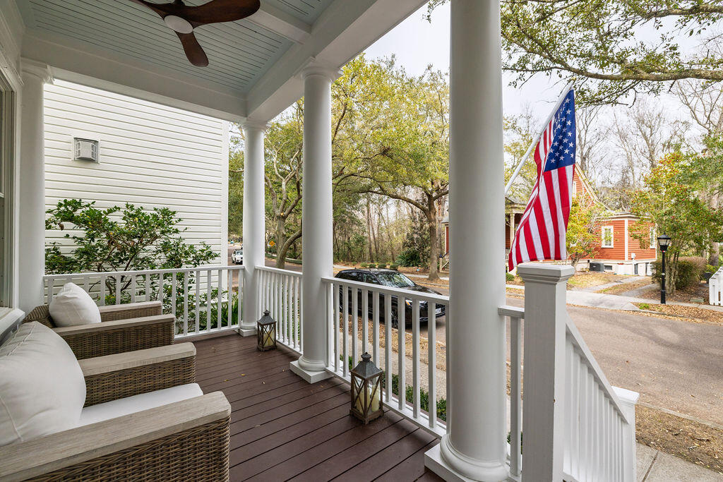 281 N Shelmore Boulevard