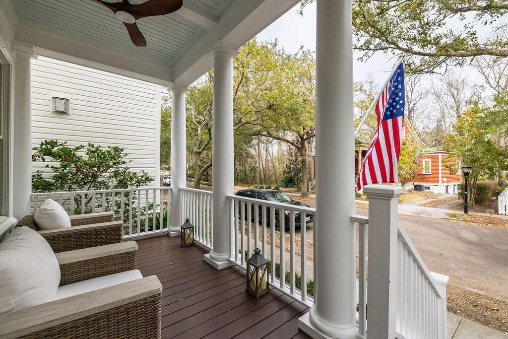 Photo of 281 N Shelmore Boulevard, Mount Pleasant, SC 29464 (MLS # 26005755)