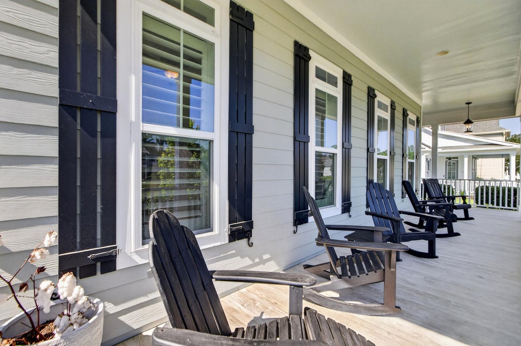 Photo of 4152 Home Town Lane, Ravenel, SC 29470 (MLS # 26019726)