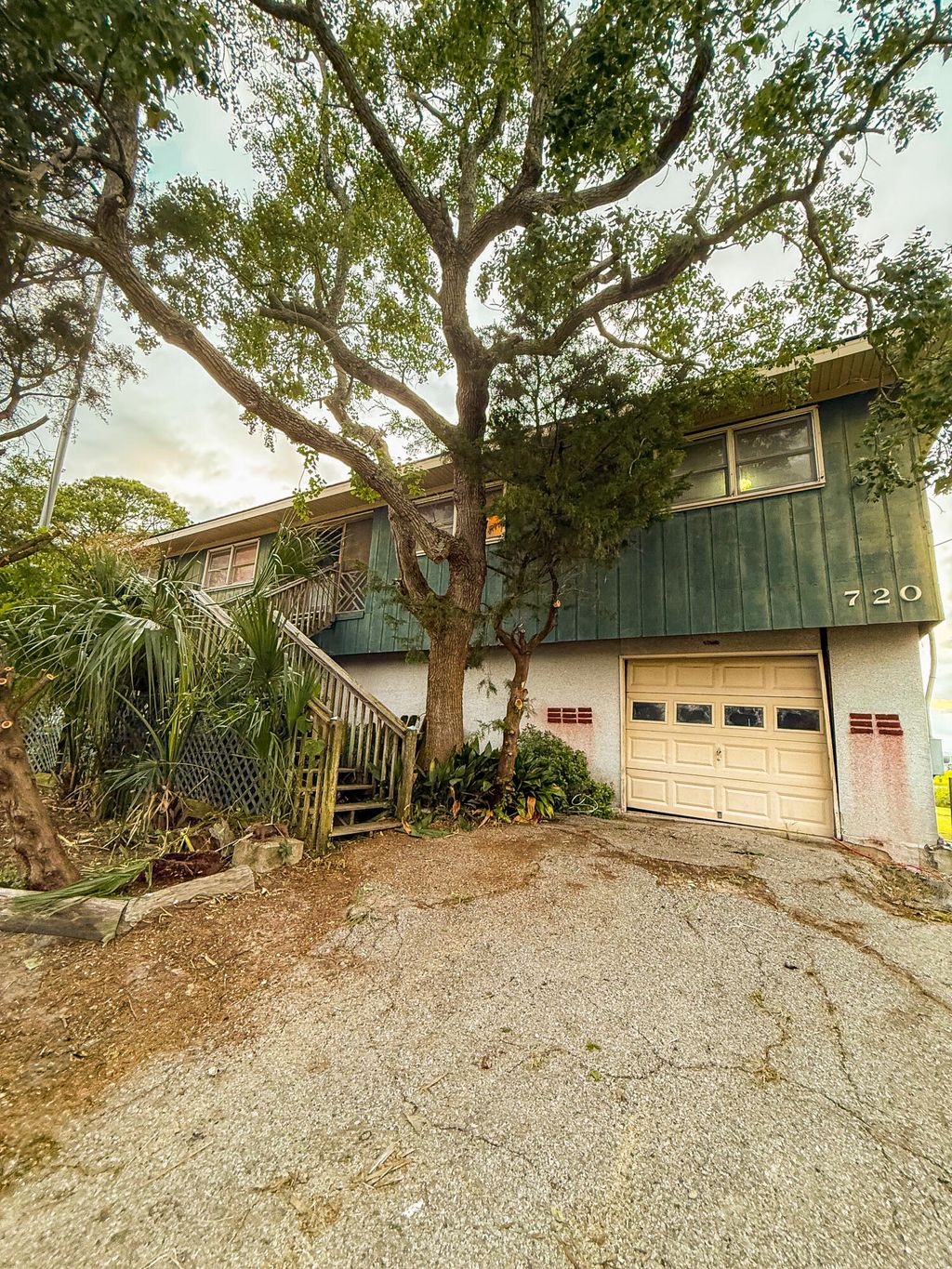 Photo of 720 E Erie Avenue, Folly Beach, SC 29439 (MLS # 26007260)