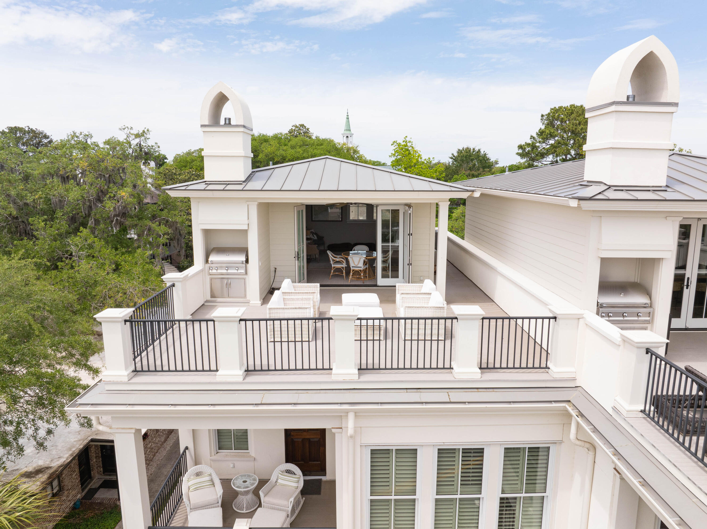 1109 Bay Street