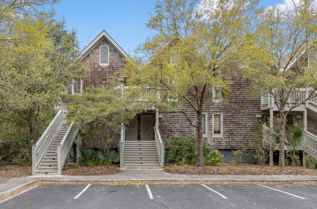 Photo of 3572 Shipwatch Road, Kiawah Island, SC 29455 (MLS # 26008657)