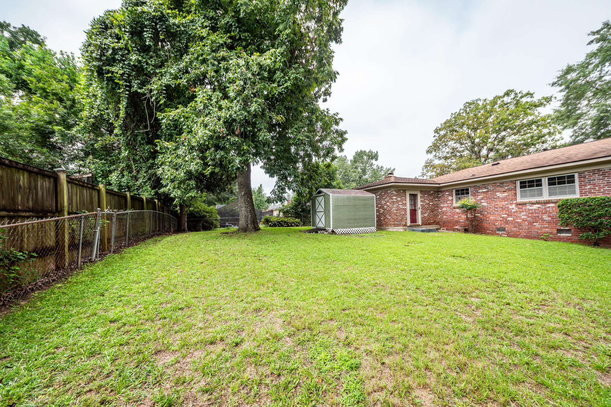 1047 Yeamans Hall Road