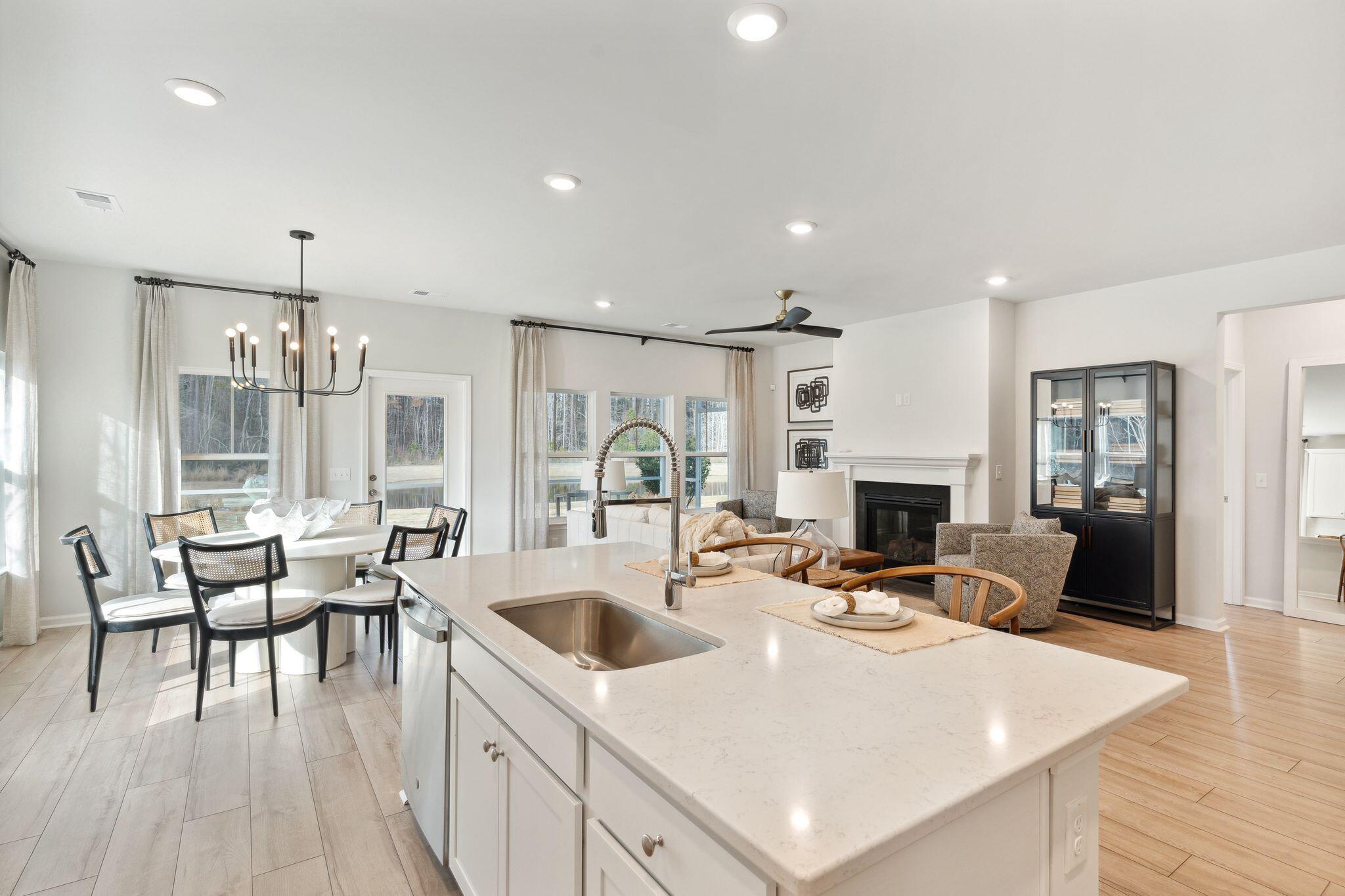 1075 Razor Clam Way