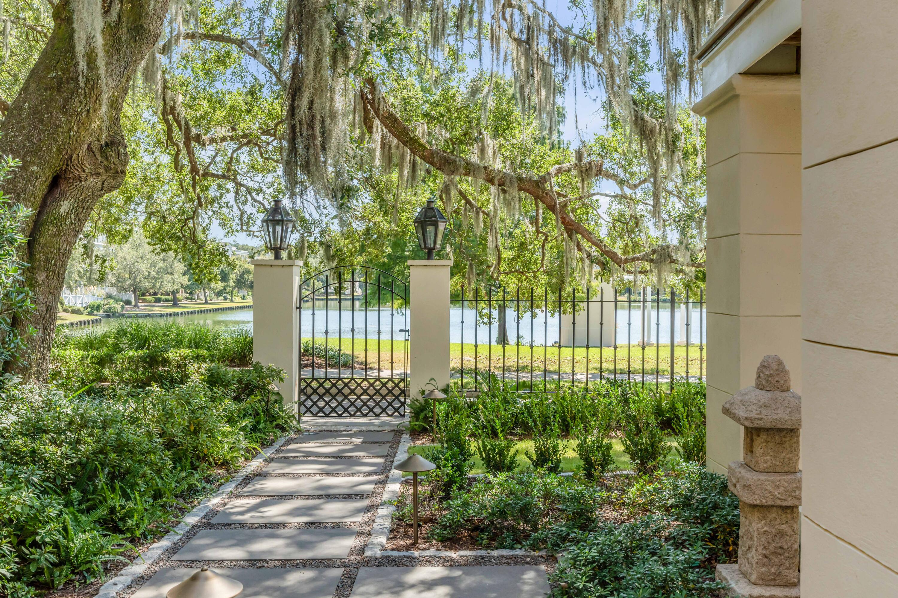 106 W Shipyard Road