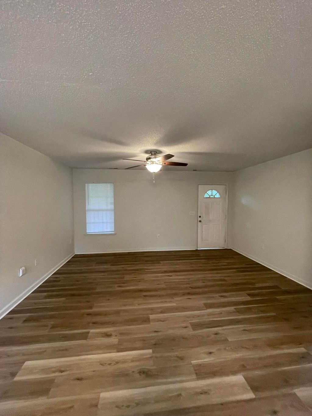 Photo of 141 Lakewood Drive, Orangeburg, SC 29118 (MLS # 25027270)