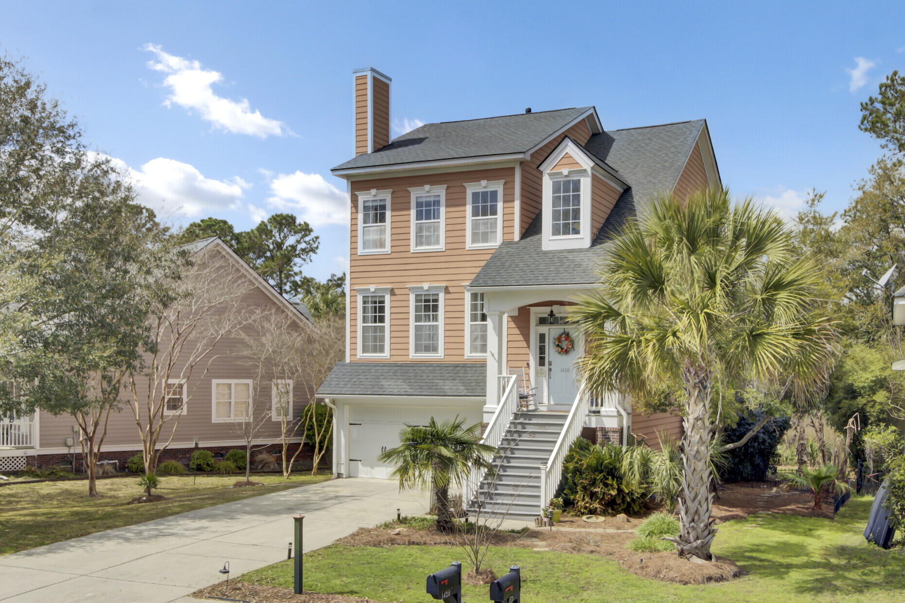 1428 Bloomingdale Lane