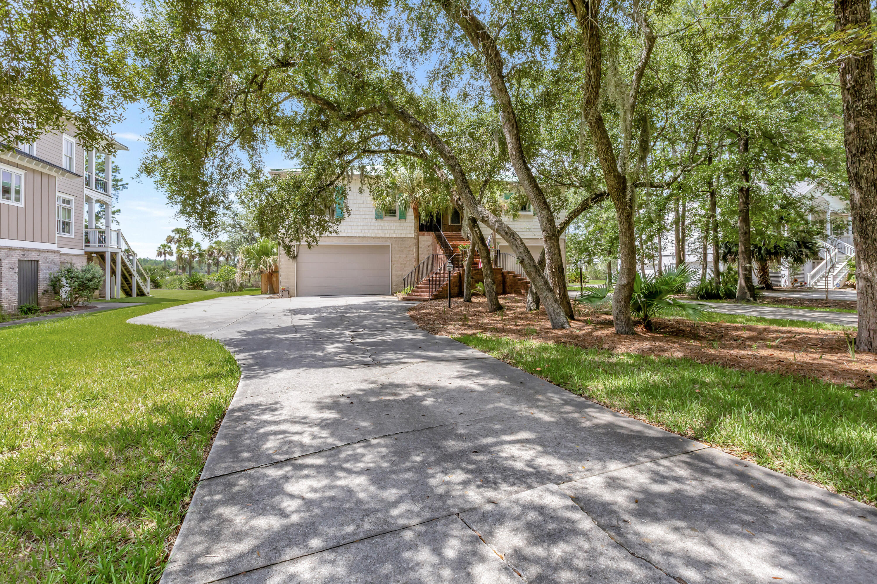 1392 Eden Road