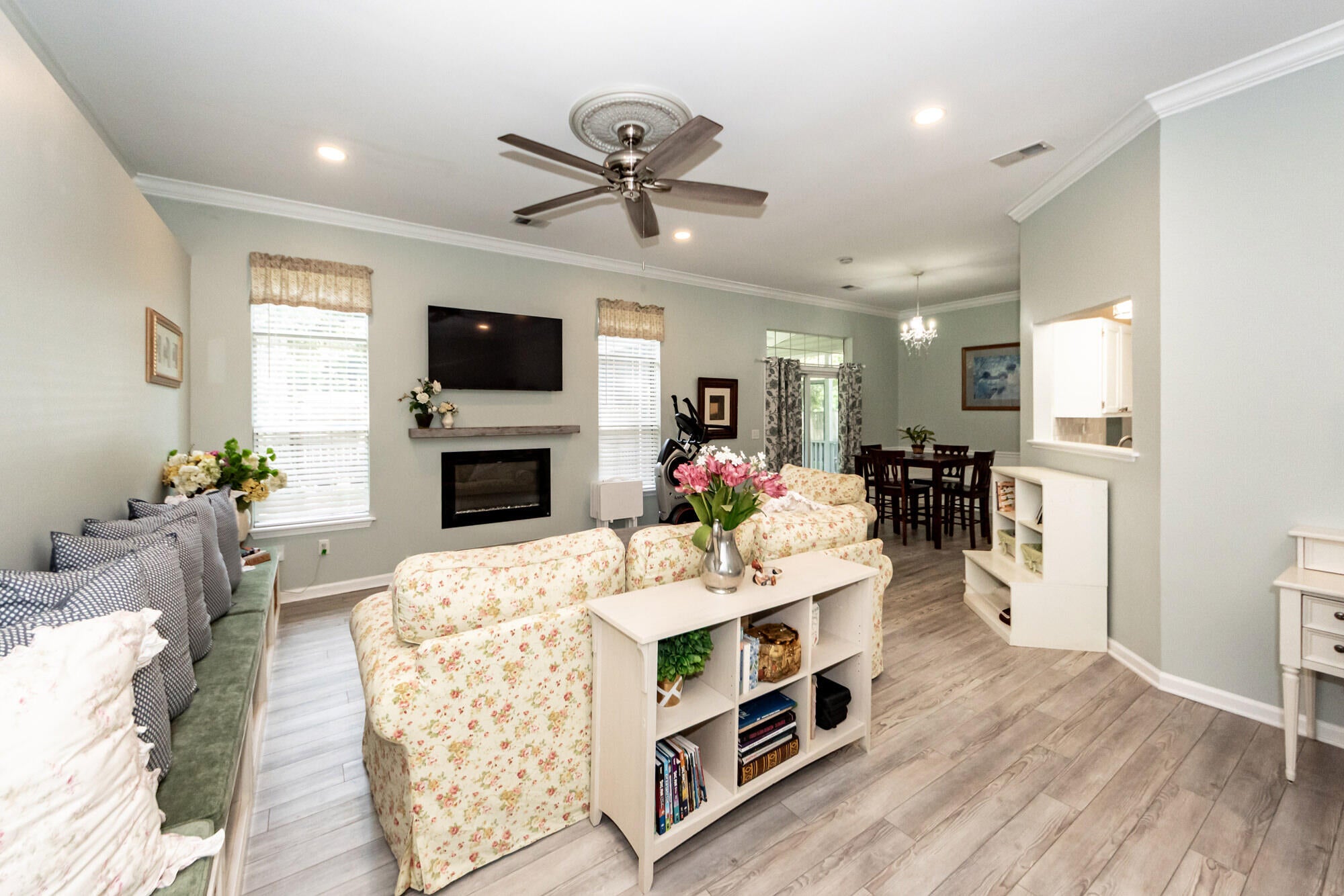 1231 Center Lake Drive