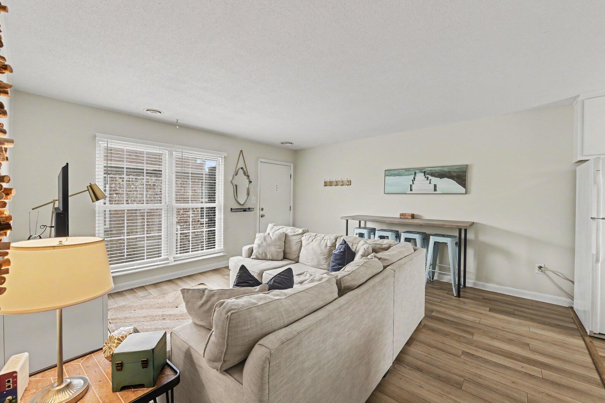 874 Colony B27