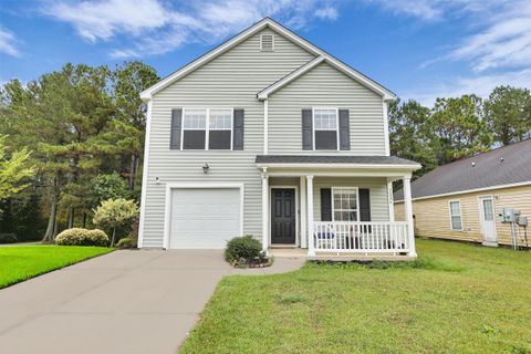 Photo of 1226 Wild Goose Trail, Summerville, SC 29483 (MLS # 25027677)