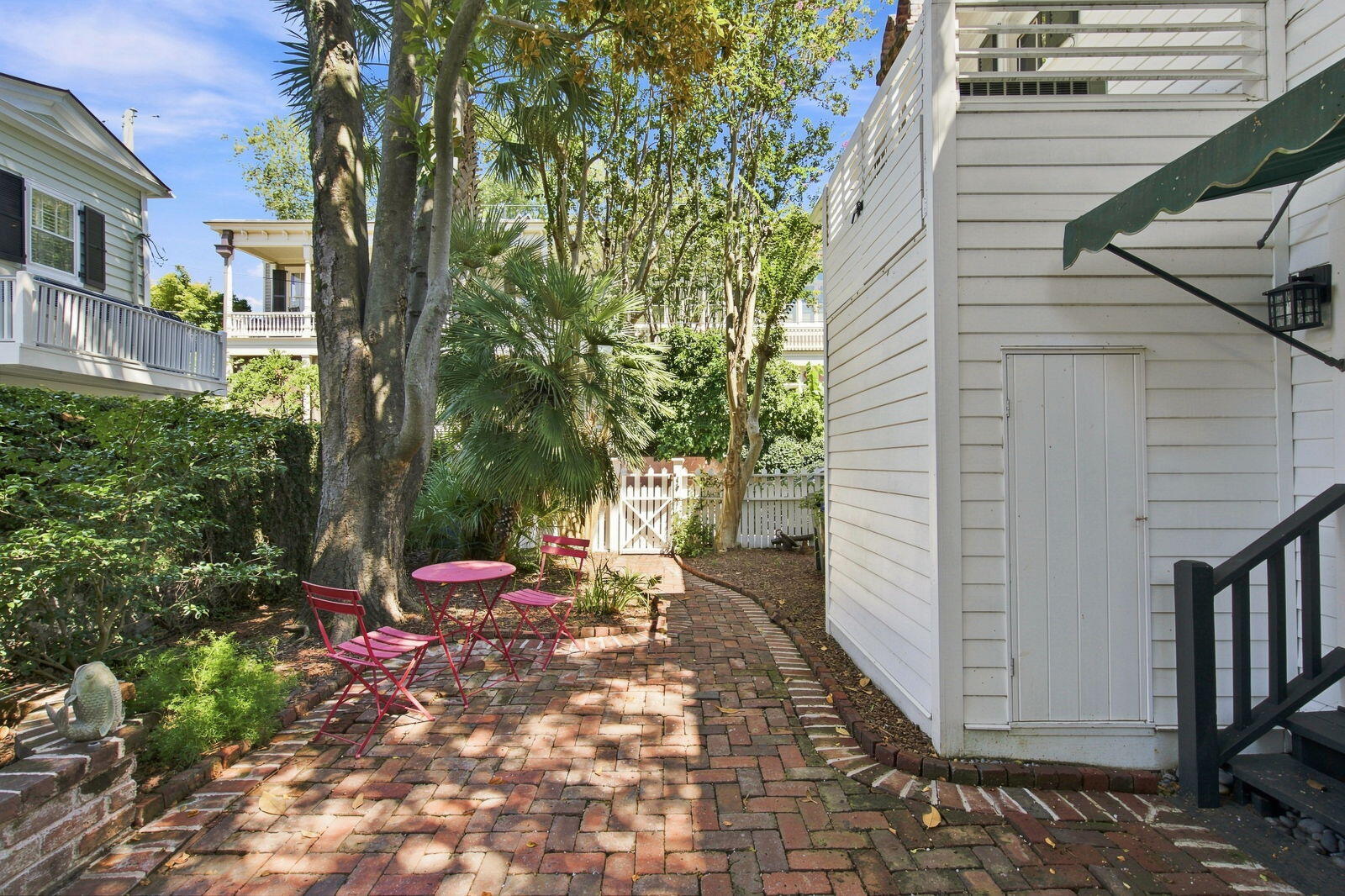 3 Greenhill Street
