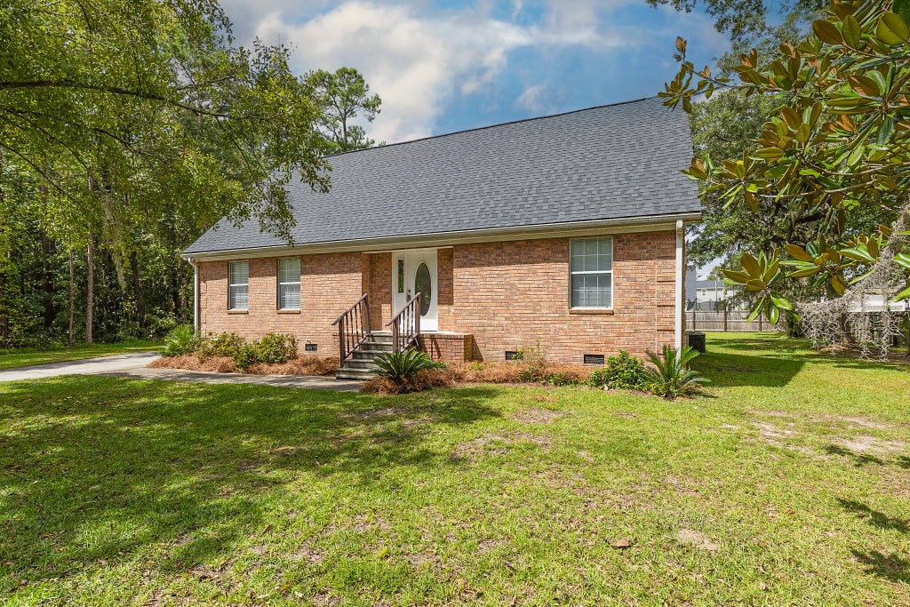 Photo of 1003 Striper Avenue, Moncks Corner, SC 29461 (MLS # 26025455)