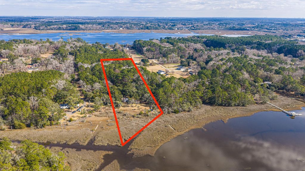 Photo of 4107 Davison Road, Ravenel, SC 29470 (MLS # 26012957)