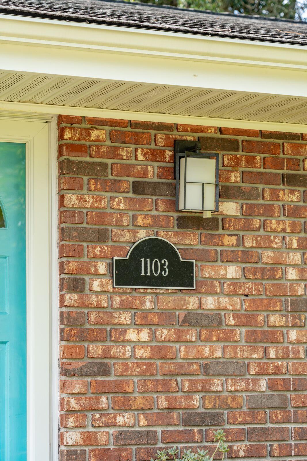 1103 Byron Road