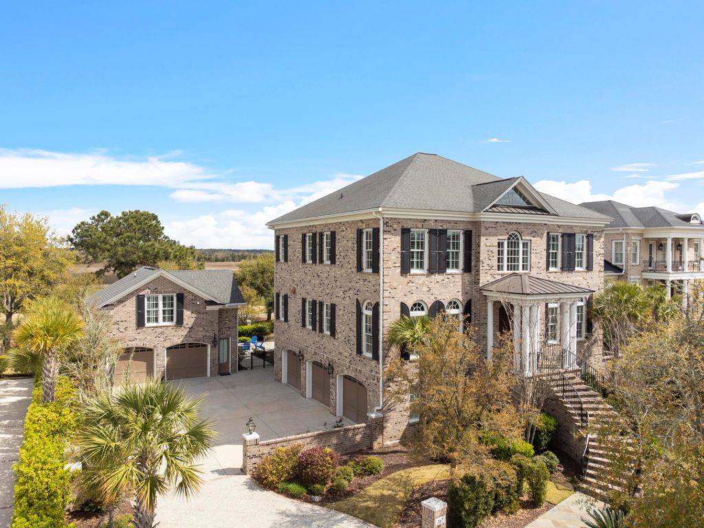 Photo of 367 Lesesne Street, Charleston, SC 29492 (MLS # 25028177)
