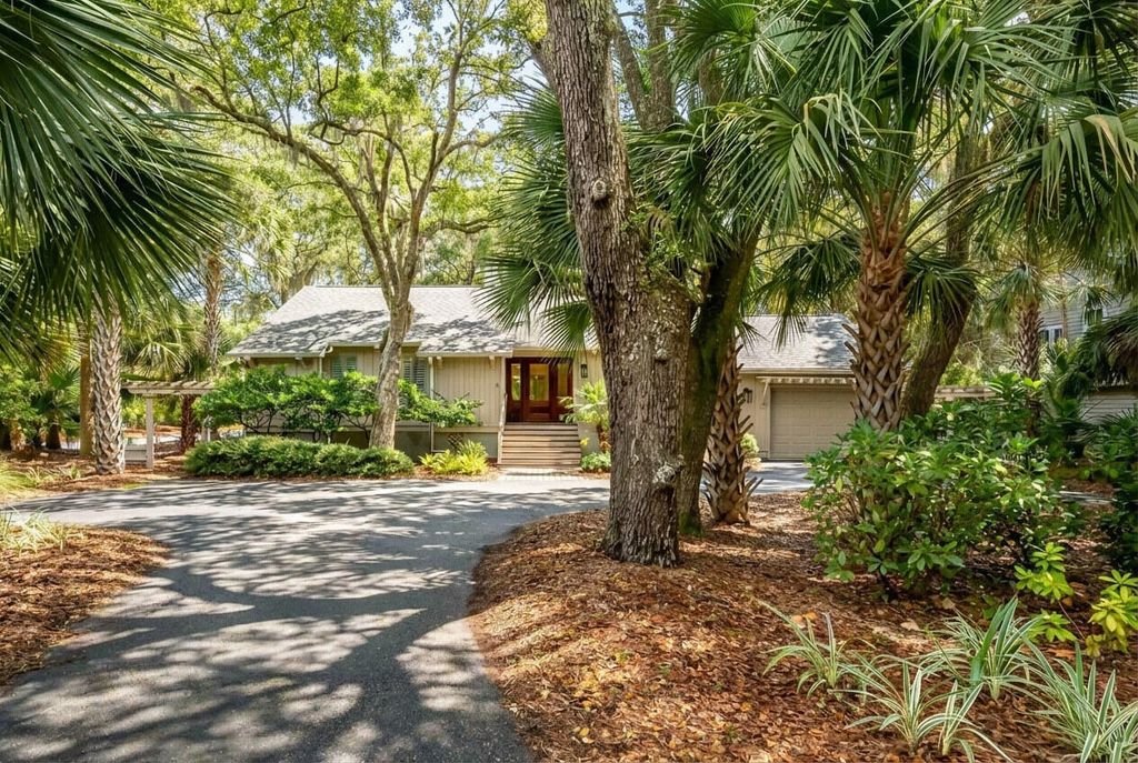 Photo of 327 Low Oak Woods Road, Kiawah Island, SC 29455 (MLS # 25031347)