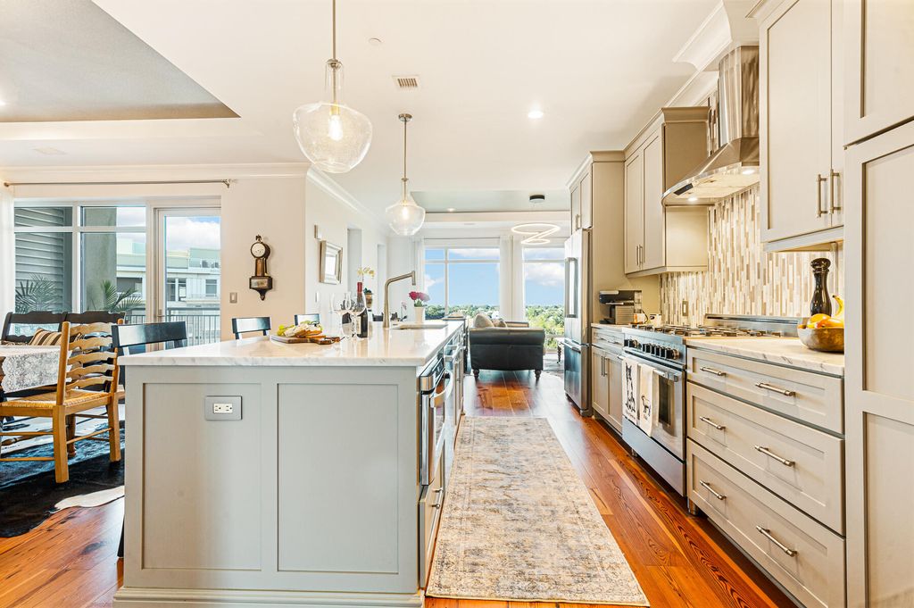 Photo of 155 Wingo Way Way #462, Mount Pleasant, SC 29464 (MLS # 25030437)