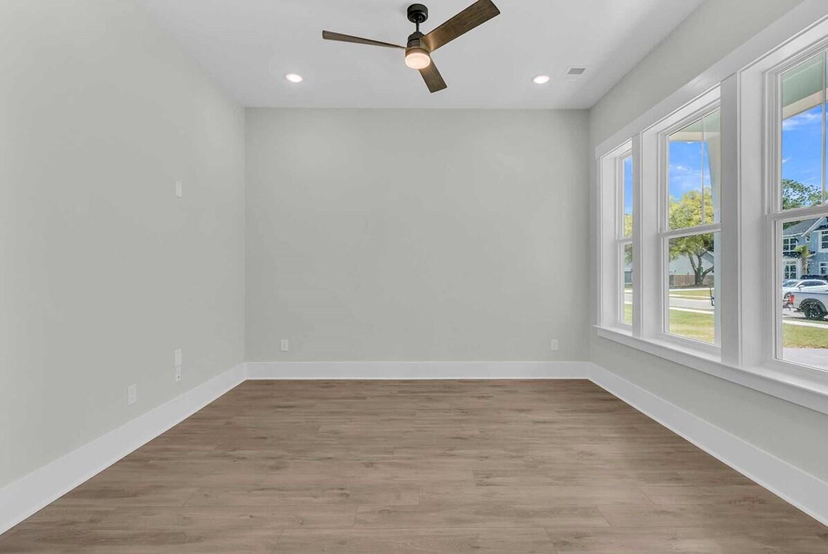 1183 Reserve Lane