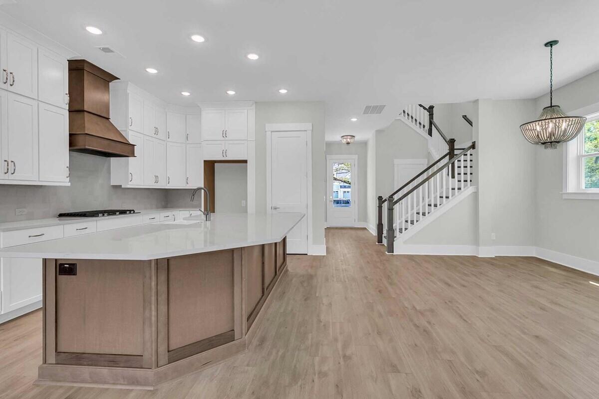 1183 Reserve Lane