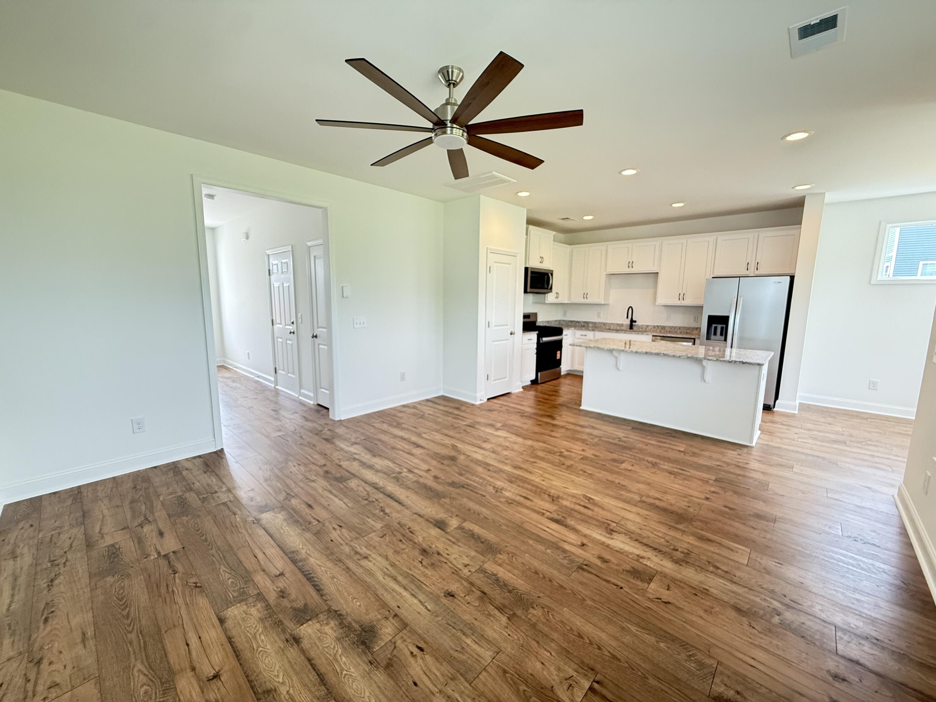 367 Chapman Circle