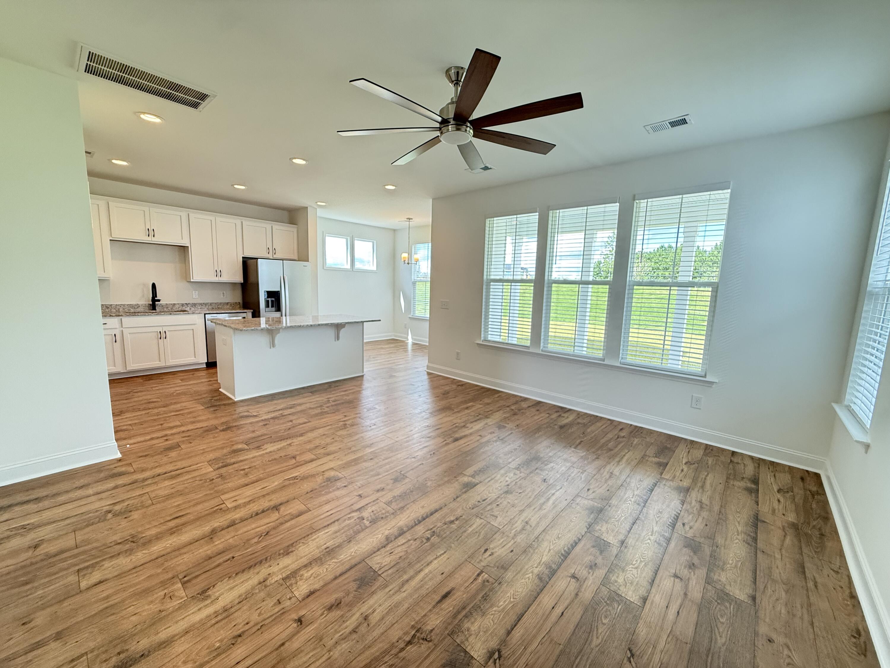 367 Chapman Circle