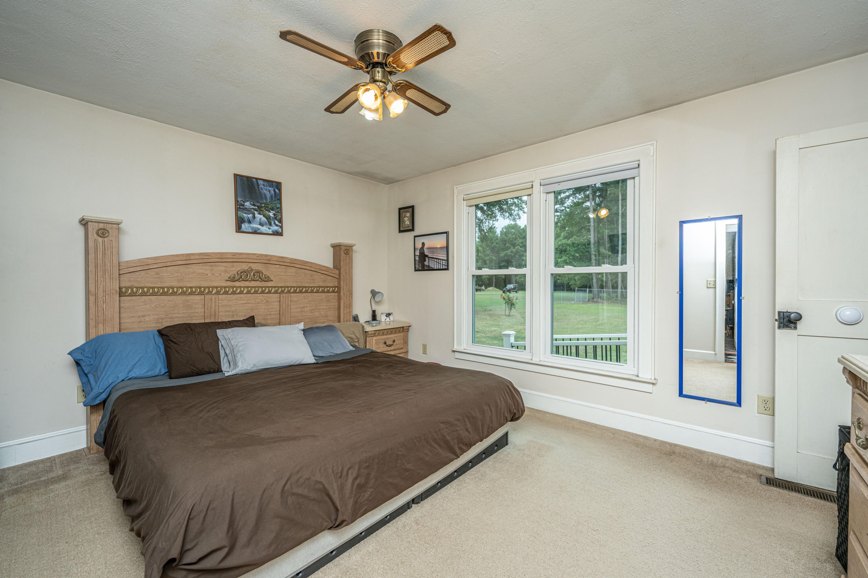 3279 Wire Road
