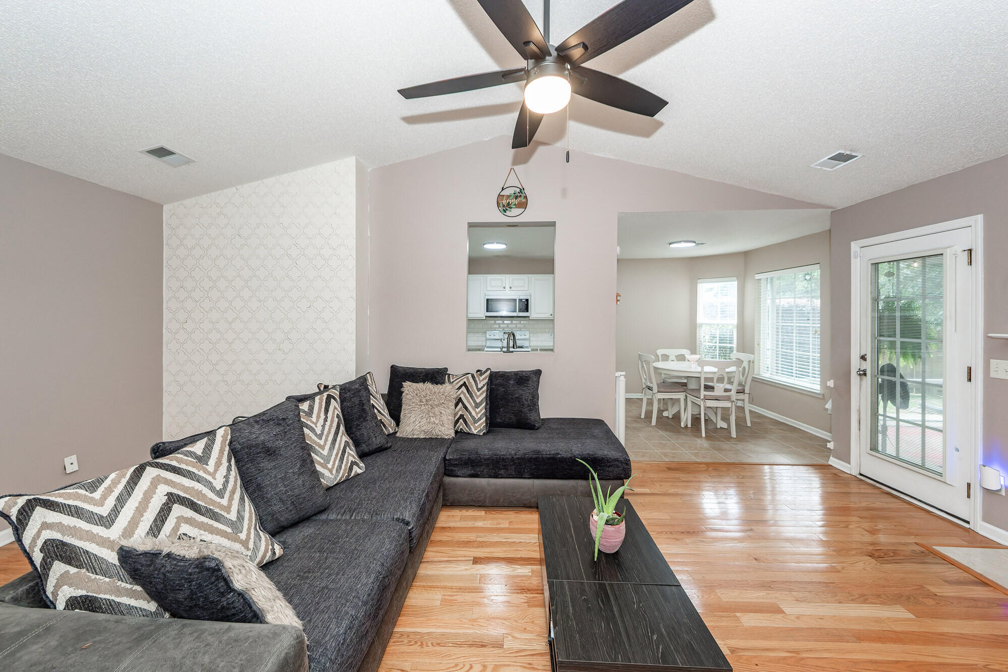 234 Everwood Court