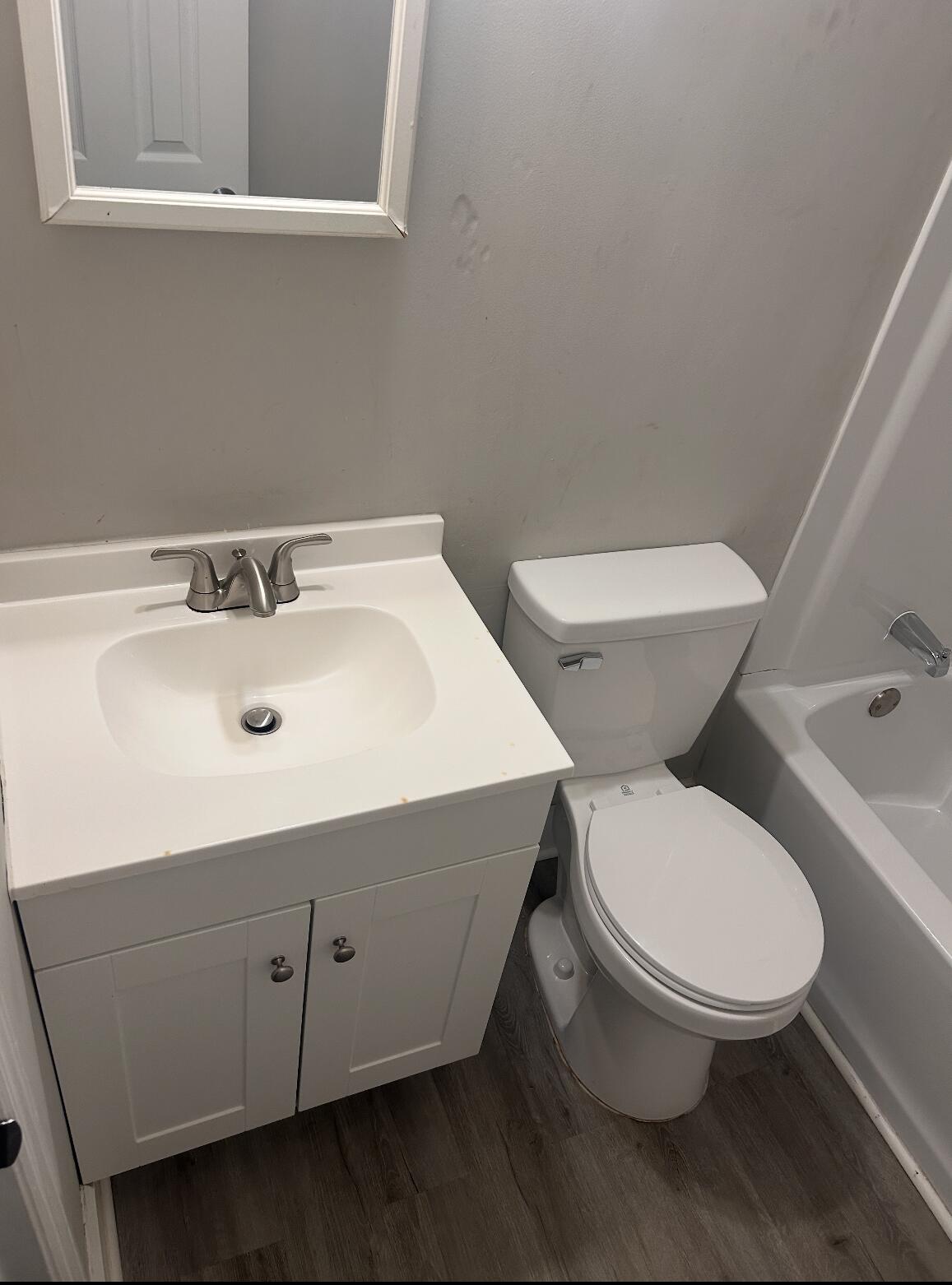 1605 Pineview Road A & B