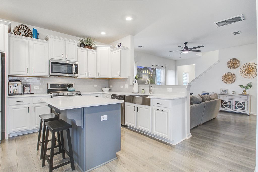 Photo of 209 Night Heron Street, Summerville, SC 29486 (MLS # 26009749)