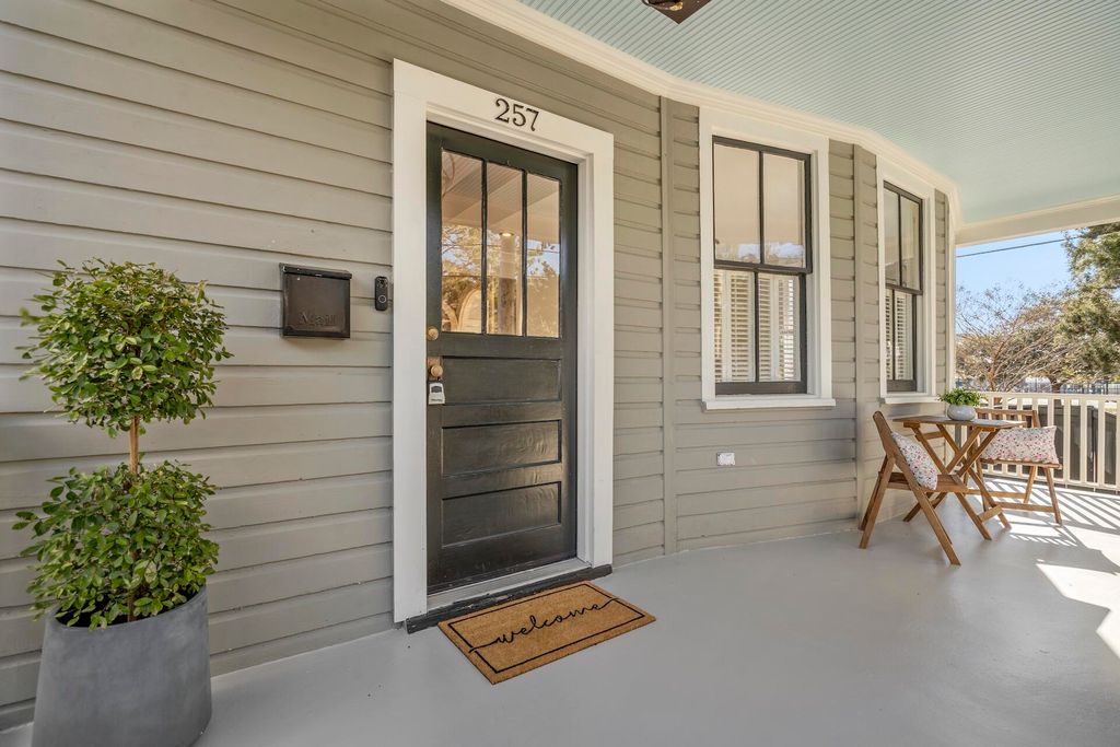 Photo of 257 Congress Street, Charleston, SC 29403 (MLS # 26003519)