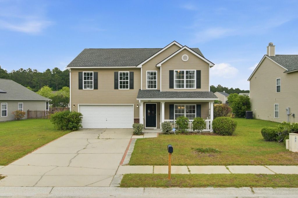 Photo of 175 Southport Drive, Summerville, SC 29483 (MLS # 26012793)
