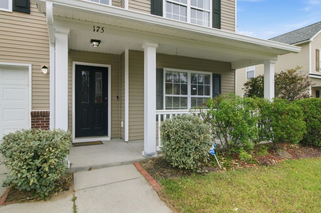 Photo of 175 Southport Drive, Summerville, SC 29483 (MLS # 26012793)