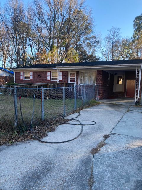 A home in Goose Creek