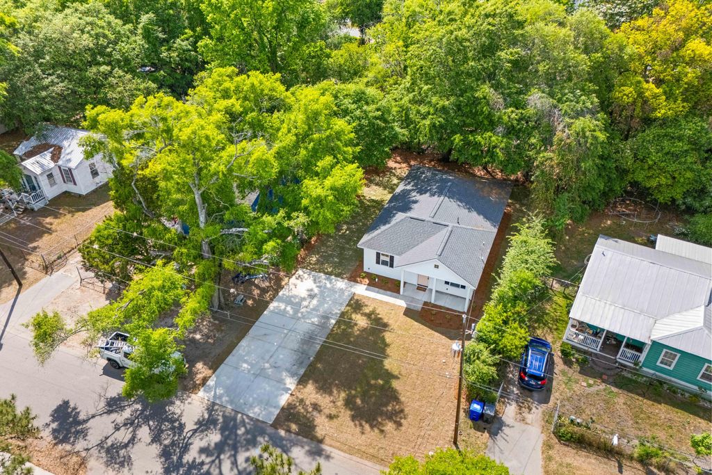 Photo of 2620 Stark Lane, North Charleston, SC 29405 (MLS # 26010999)