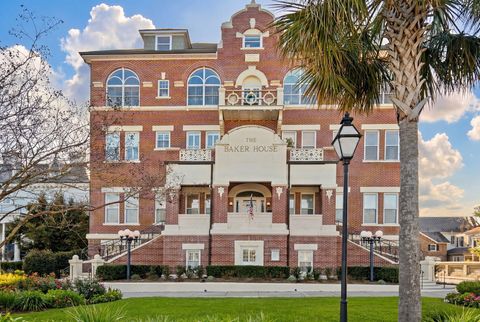Photo of 55 Ashley Avenue #17, Charleston, SC 29401 (MLS # 26005027)