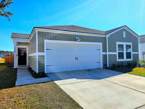 A home in Moncks Corner