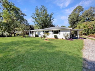 703 Ridge Street Saint George SC 29477