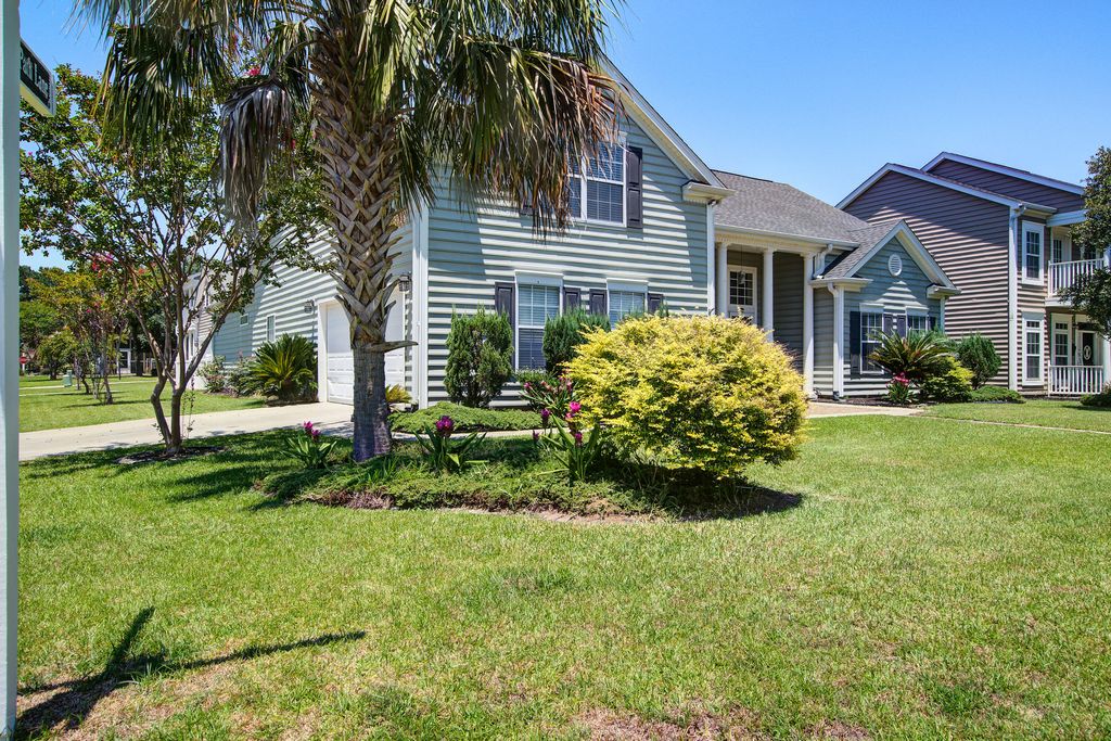 Photo of 100 Cottage Path Lane, Summerville, SC 29485 (MLS # 25031997)