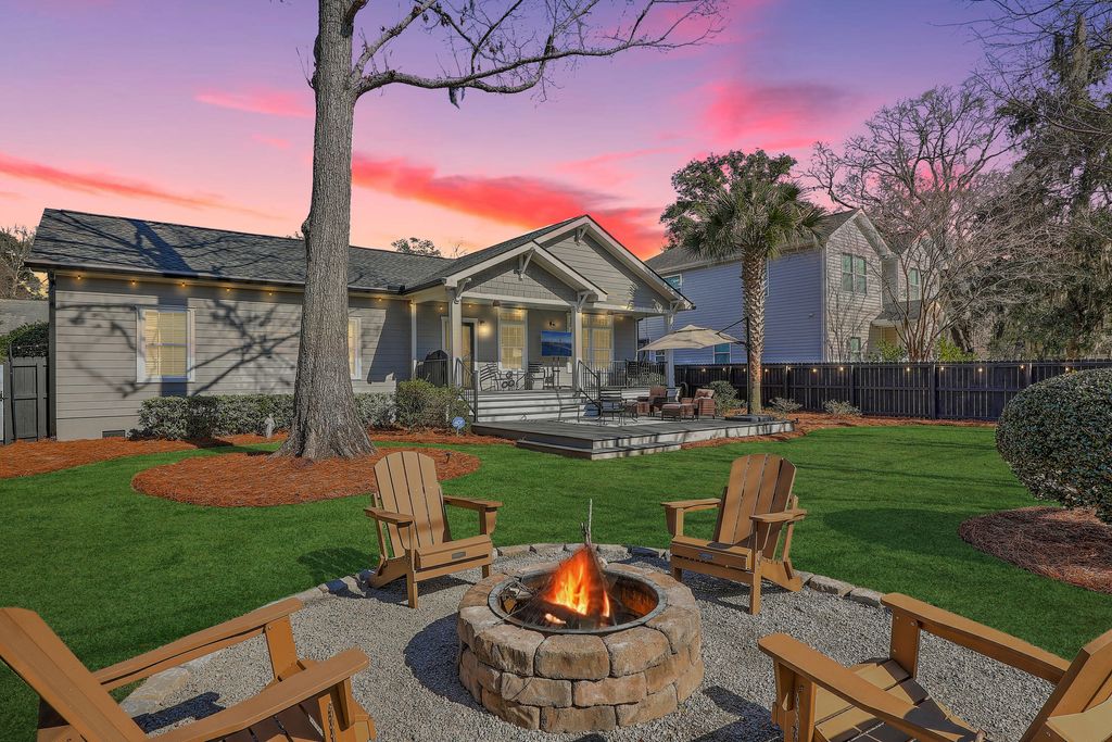 Photo of 1987 Hollings Road, Charleston, SC 29412 (MLS # 26005261)