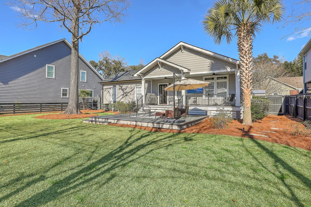Photo of 1987 Hollings Road, Charleston, SC 29412 (MLS # 26005261)