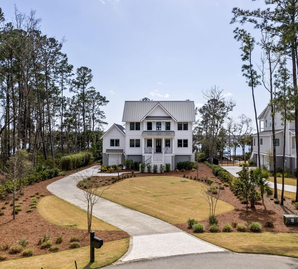 Photo of 1505 E Deep Creek Overlook, Mount Pleasant, SC 29429 (MLS # 26007275)