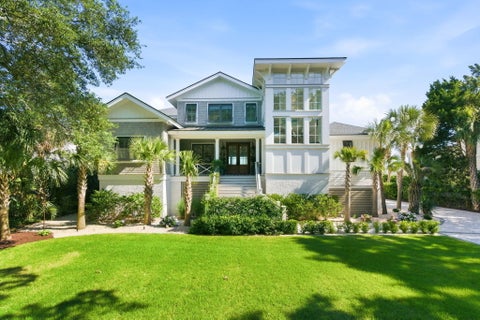 Photo of 15 Waterway Island Drive, Isle of Palms, SC 29451 (MLS # 26025069)