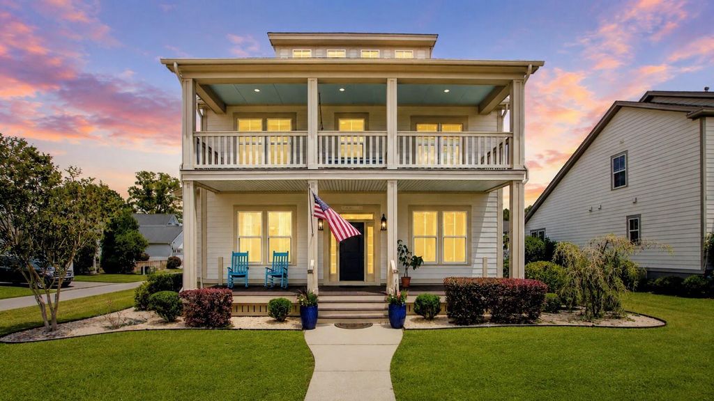 Photo of 4303 Misty Hollow Lane, Ravenel, SC 29470 (MLS # 26014903)