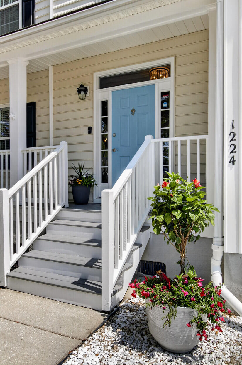 1224 Knightbridge Lane