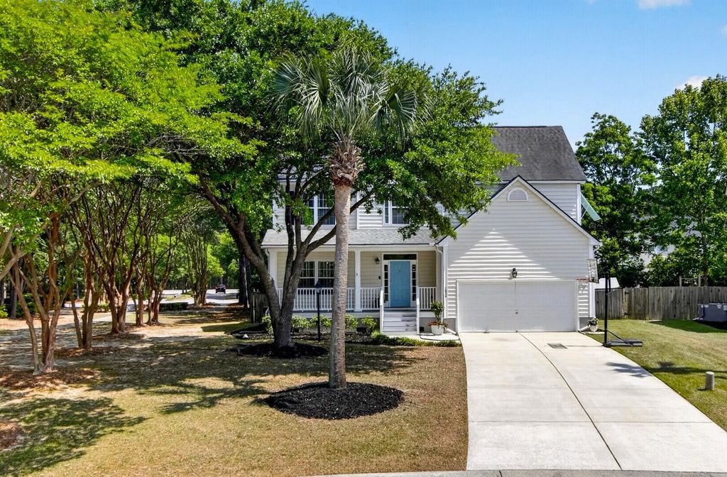 Photo of 1224 Knightbridge Lane, Mount Pleasant, SC 29466 (MLS # 26011779)