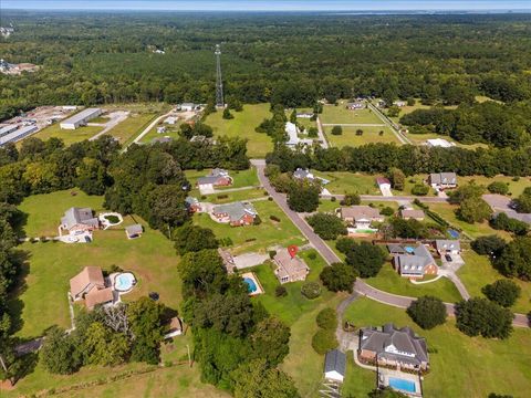 A home in Moncks Corner