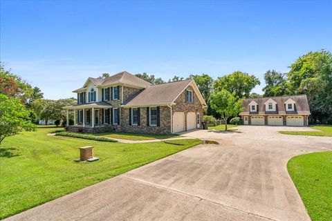 A home in Moncks Corner